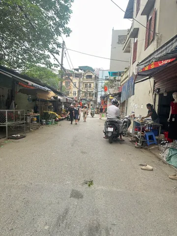 BÁN NHÀ 5 TẦNG CẦU DIỄN Ô TÔ CÁCH 15M, SÁT CHỢ, GA TÀU ĐIỆN TIỆN ÍCH ĐẦY ĐỦ GIÁ CHỦ THIỆN CHÍ BÁN 7.2 TỶ