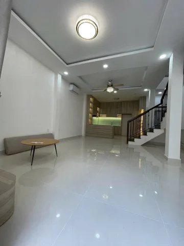 Nhà mới như ảnh- nhận nhà ngay hẻm to thông Lê Cơ