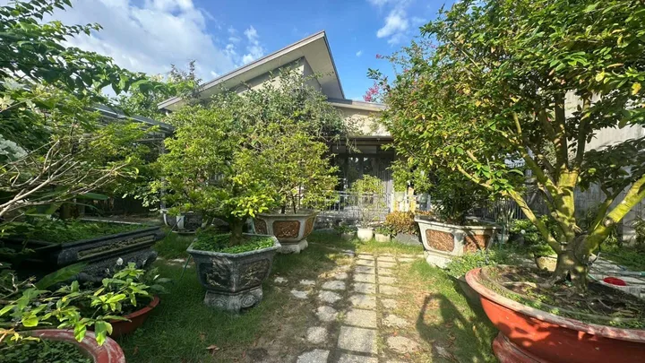 Bán nhà 643m² full thổ cư ngang 10m giá 12.5 tỷ tại Xã Bình Mỹ