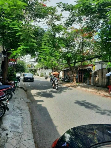 Bán lô đất đường thông khu dân cư liền kề Phú Mỹ Hưng.