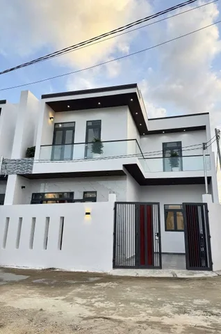 Bán Biệt thự mới đẹp, 180m2, sổ hồng riêng, 800tr