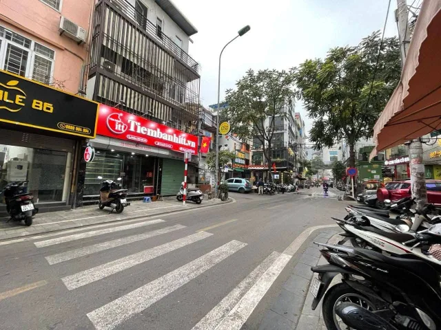 🔅 MẶT PHỐ NGUYỄN VĂN TUYẾT, 97M2 9T THANG MÁY, LÔ GÓC MẶT TIỀN KHỦNG 11M CHỈ 80 TỶ 🔅