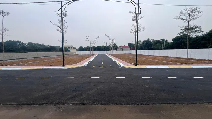 CẮT LỖ BÁN NHANH LÔ GÓC SIÊU HIẾM TẠI HOÀ LẠC GẦN TRƯỜNG ĐHQG - DT 100M2 FULL THỔ CƯ SẴN SỔ