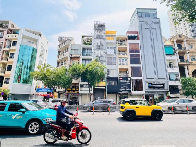 BÁN SIÊU PHẨM 7 TẦNG CÓ HẦM- MẶT TIỀN THƯƠNG HIỆU NAM KỲ KHỞI NGHĨA, QUẬN 3( P.XUÂN HOÀ)-DT 40M2- CHỈ 19T- 0938676685 GIANG GIANG CHÍNH CHỦ