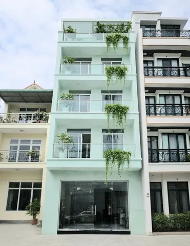 MTKD kề Đầm Sen - Lạc Long Quân - đường 12m có lề - 5*30 - xây dựng được 7 tầng - 17T TL 

📞 Liên hệ xem ngay: 0902 106 911