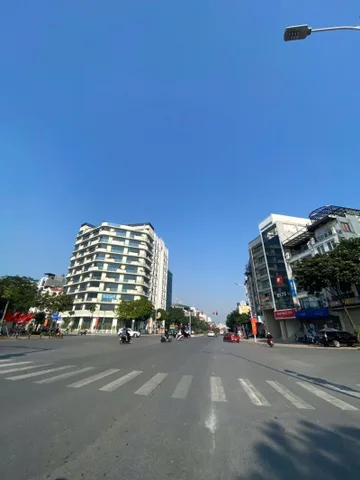 BÁN ĐẤT HỒNG TIẾN – LONG BIÊN  NGÃ 4 VÀNG – KINH DOANH ĐỈNH