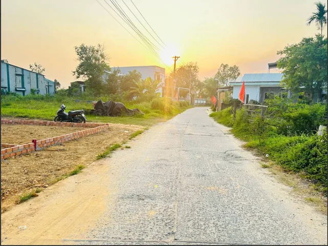 Đất ngay trục chính Phú Quý