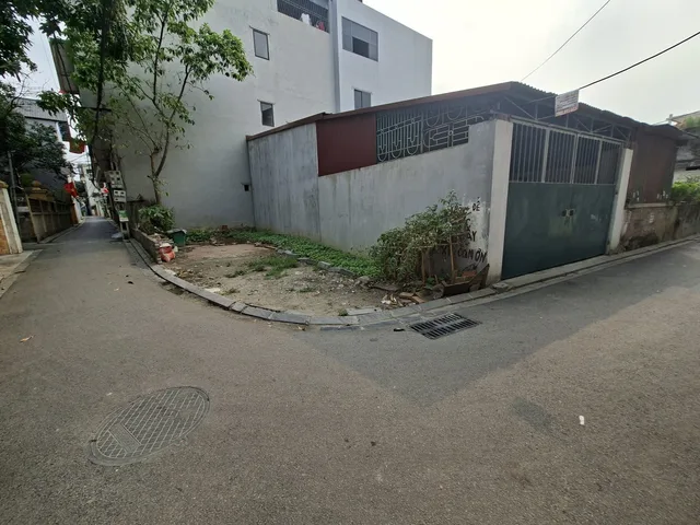 Lô góc duy nhất chủ thiện chí bán trong khu vực. 50m trục chính kinh doanh ô tô tránh,100m trường mầm non,cấp 2 Hải Bối,500m cầu Thăng Long