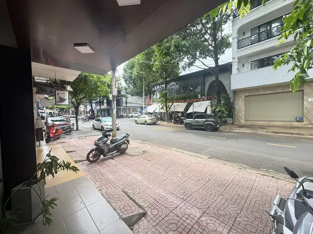 Bán đất 30000m² ngang 50m giá 8.2 tỷ tại Xã Ea Nuôl