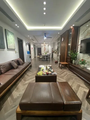 BÁN CĂN CHUNG CƯ ROYAL CITY. 132M2 - 4PN - 2WC.