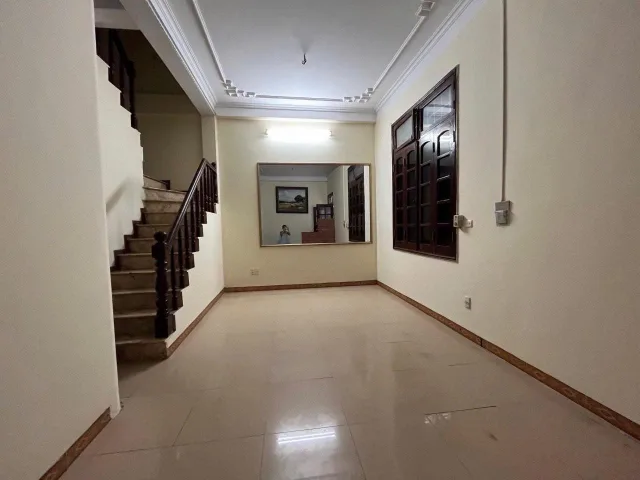 Cho Thuê Nhà Ngõ 36 Hoàng Quốc Việt - Cầu Giấy 36M² 4 Tầng 3 Ngủ - Cách Đường 10M - Ở, Kinh Doanh VP.. Giá Thuê 15tr