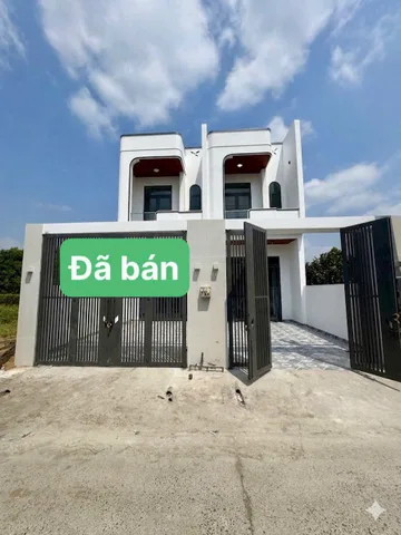 NHÀ LẦU MỚI, ĐƯỜNG THÔNG - 4,7x30m, NGAY TÂN TRIỀU