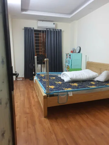 Cho thuê nhà nguyên căn ngõ 34 phố Đông Thiên, 30m2 x 4 tầng, 2 ngủ, 8 Triệu vào ngay