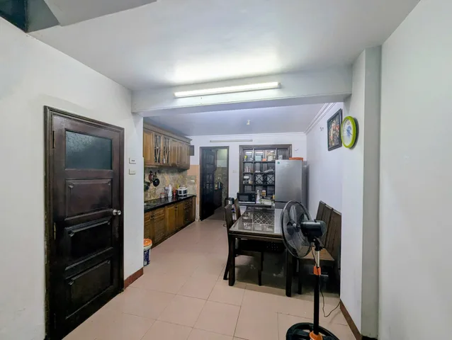 Cho thuê nhà nguyên căn tại ngõ 144 Vương Thừa Vũ, 70m², xây 4 tầng, 4 ngủ, 17 Triệu