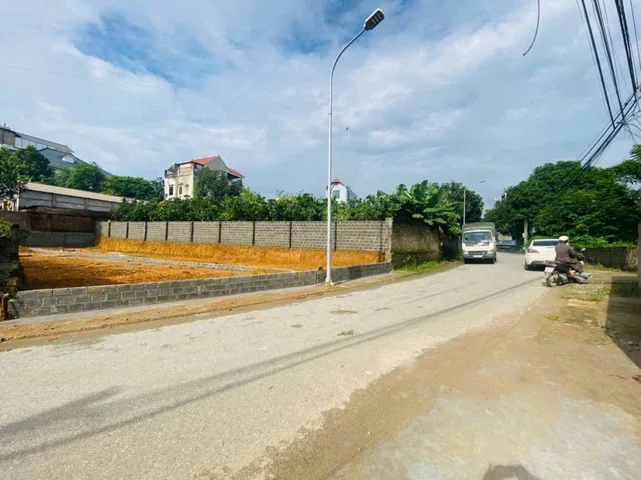 BÁN ĐẤT MẶT ĐƯỜNG TRỤC CHÍNH ĐÔNG YÊN – PHÚ CÁT – KINH DOANH ĐỈNH