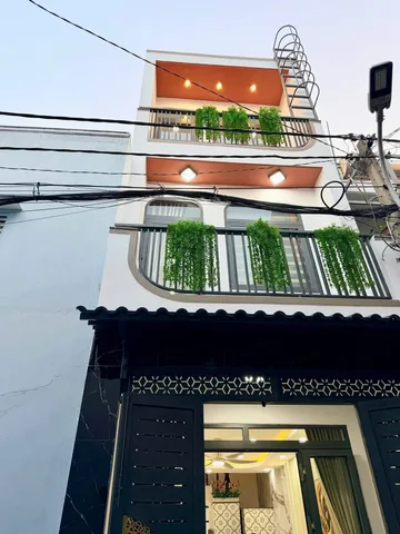 Bán nhà 54,1m2 Nơ Trang Long, P13, Bình Thạnh. Giá 2 tỷ 7, gần chợ Nguyễn Xí. Xây 3 tầng, sổ riêng.