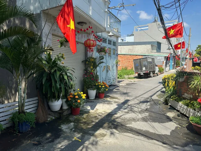 Bán đất hẻm xe tải vi vu . Tô ngọc vân. P 15