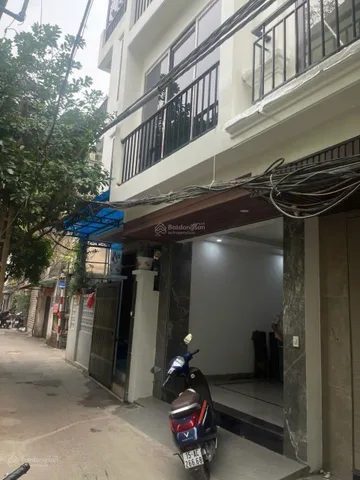 Cho Thuê Nhà Ngõ 406 Âu Cơ - Tây Hồ/ 35M² 6 Tầng Thang Máy 4 Ngủ - Full Nội Thất - Giá Thuê 18tr
