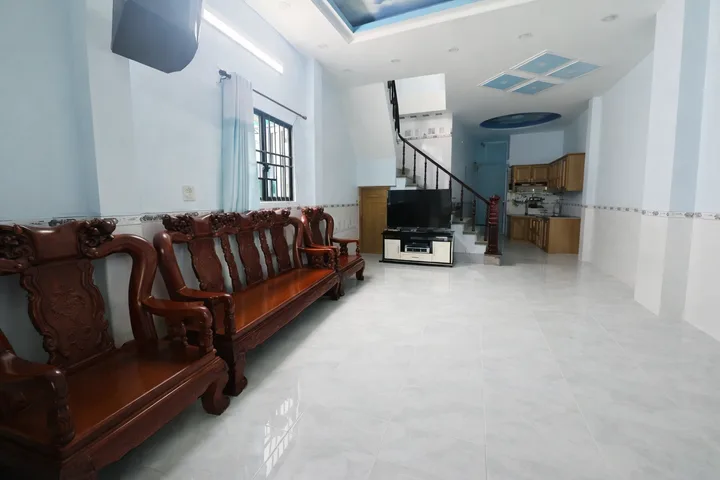 🔥 Nhà xinh Vườn Lài - DT 78m² - 3 tầng - xe hơi đổ cửa - chỉ 6 tỉ hơn xíu!!!