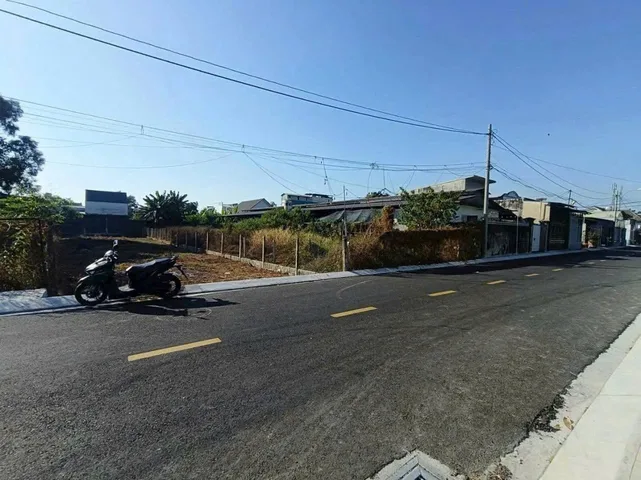Chủ cần bán gấp lô đất đẹp Mặt Tiền Nguyễn Viết Xuân Trung Tâm Thị Trấn Củ Chi VIP