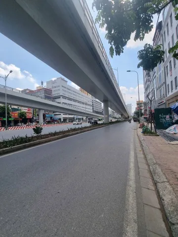 ✅ Nhà Đẹp Trường Chinh - Ôtô VF3 Đỗ Cửa - Ngõ Sạch Đẹp - Dân Trí Cao - 6 Tầng Thang Máy