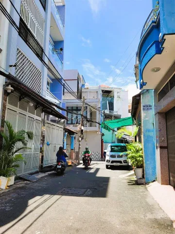 Nhà Trần Văn Quang, nhỉnh 2 tỷ, sổ vuông, hẻm ba gác, hoàn công đủ