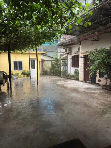 Nguồn kín hàng ngon zá đầu tư 7 tỷ. 
Mỹ Đình nhà 5 tầng 4 pn 2 thoáng trước sau.