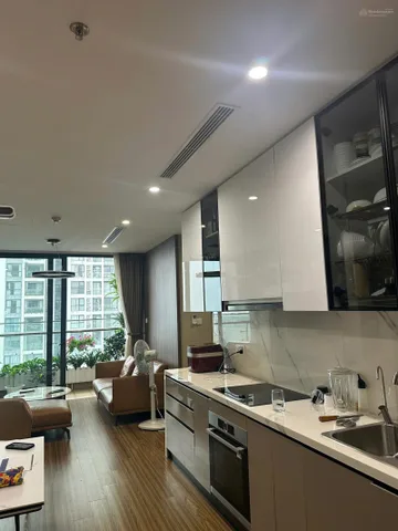 Bán CC tại tòa W1 Vinhomes West Point, 9,6tỷ, 101m2, 3PN, 3WC, hướng ĐB