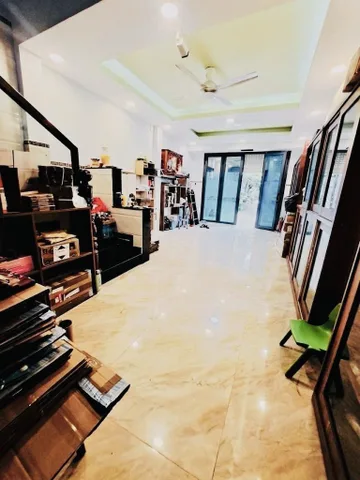 Nhà to gần BX Miền Tây(80M2)ôtô đỗ cửa,GIÁ 6.6 TỶ(3LSCDP)(190426).
