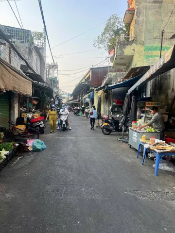 DÒNG TIỀN CAO - NHÀ 5 TẦNG - HẺM 6M NGAY CHỢ BÀ QUẸO TÂN BÌNH - 22 PHÒNG + KIOT - KHAI THÁC ĐẾN 90 TRIỆU/THÁNG