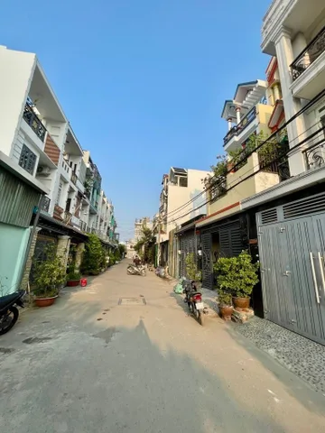 Bán nhà 78m² full thổ cư ngang 4m giá 6.7 tỷ tại Phường Bình Tân
