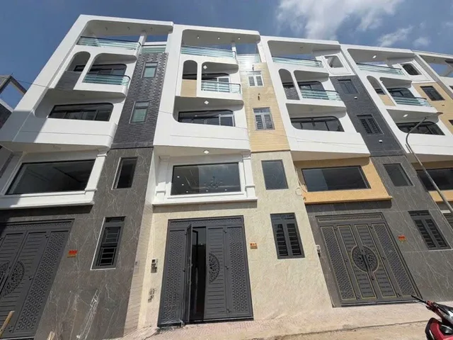 Bán Nhà Chiến Lược & Tân Hòa Đông - Ngang 6,5m - HXH - Xây 4 Lầu 5PN 5WC Chỉ 6 Tỷ xíu TL Mạnh