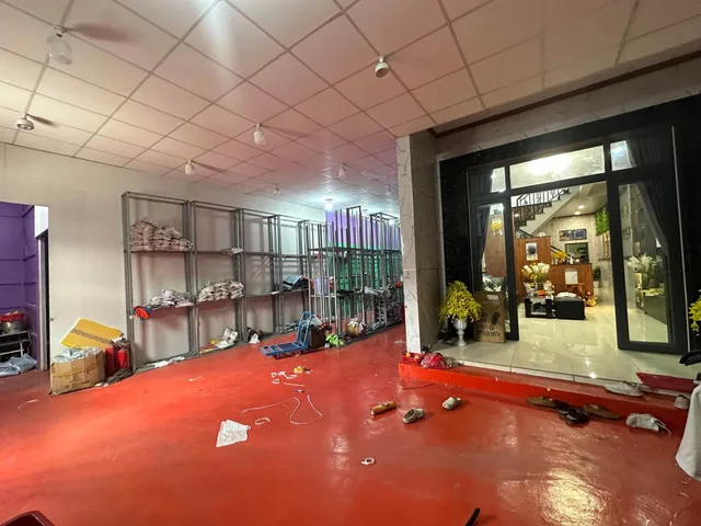 Bán Nhà Ngộp Bank Đường Lê Văn Khương Quận 12 – Cơ Hội Vàng Chỉ 8.2 Tỷ, Diện Tích 281m² Full Thổ, Ngang Đỉnh gần 13m