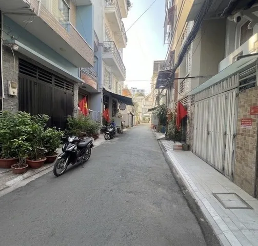 Nhà 5 tầng; HXH 6m cạnh Vincom Nam Long; Lý Phục Man; 60m2 hoàn công đủ