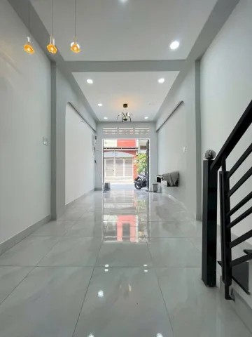 SIÊU PHẨM _2 TẦNG _HẺM XE HƠI NÉ 1/ THÔNG _NGUYỄN SƠN_ THOẠI NGỌC HẦU_ NHĨNH 3 TỶ