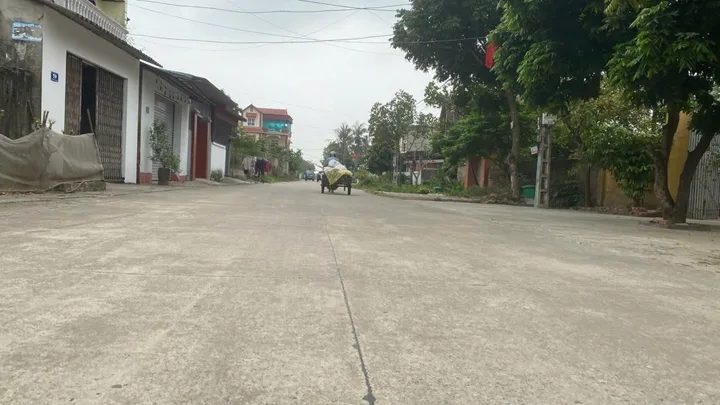 Bán đất đỉnh của đỉnh, gần sân bay nội bài.