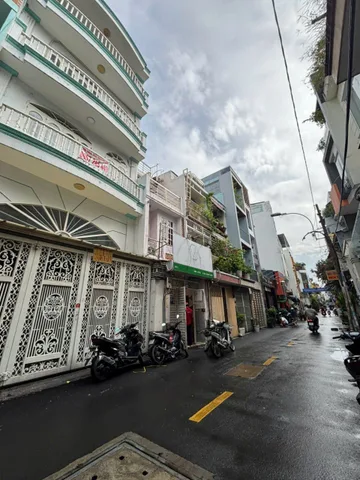 Bán Nhà Mặt tiền 22-24 Đường số 4