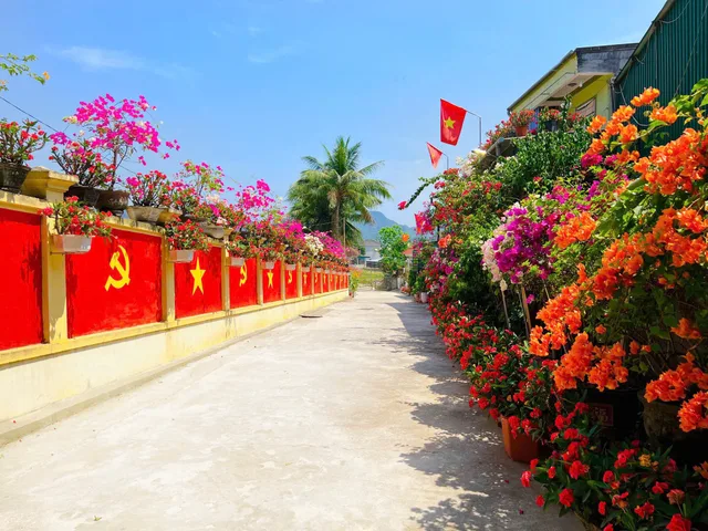 Căn hộ dòng tiền thang máy, full đồ 50m2 giá hơn 9 tỷ rẻ nhất khu vực  Bắc Từ Liêm