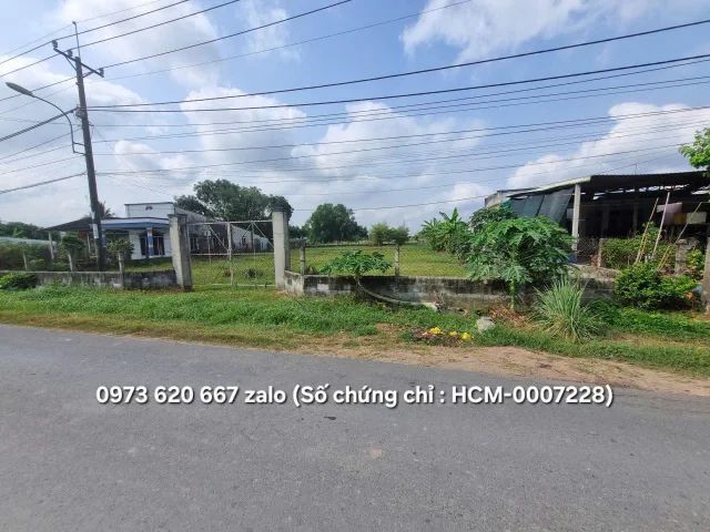 (L981) Đất xã Trung Lập Hạ, dt 2.056m2, giá 5 tỷ 200 bớt lộc