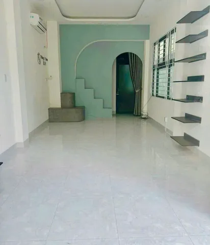 CHO THUÊ MẶT BẰNG - MẶT TIỀN ĐƯỜNG BẠCH ĐẰNG - TTTP NHA TRANG. LH 0905 800 366 - E Hiền