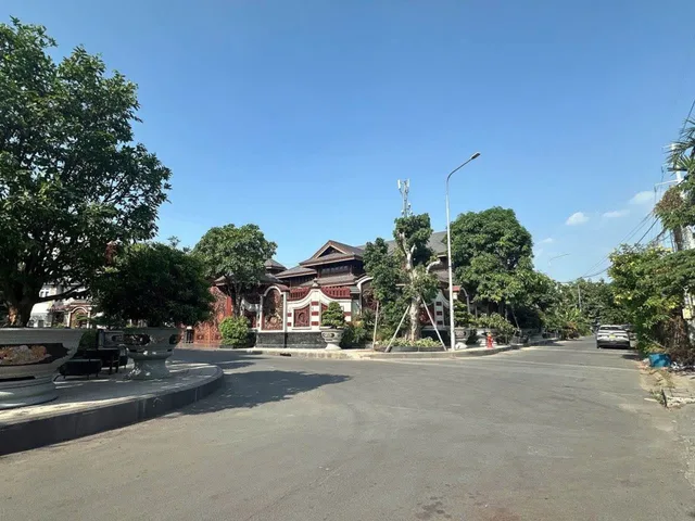 Bán đất mặt tiền Lê Thị Riêng Thới An, 7x20m, khu VIP kinh doanh sầm uất, gần QL1, sổ hồng riêng