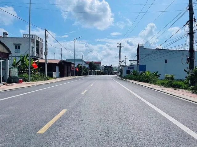 Bán đất 402(362 ) gần ngay dự án ga tàu kinh doanh buôn bán.