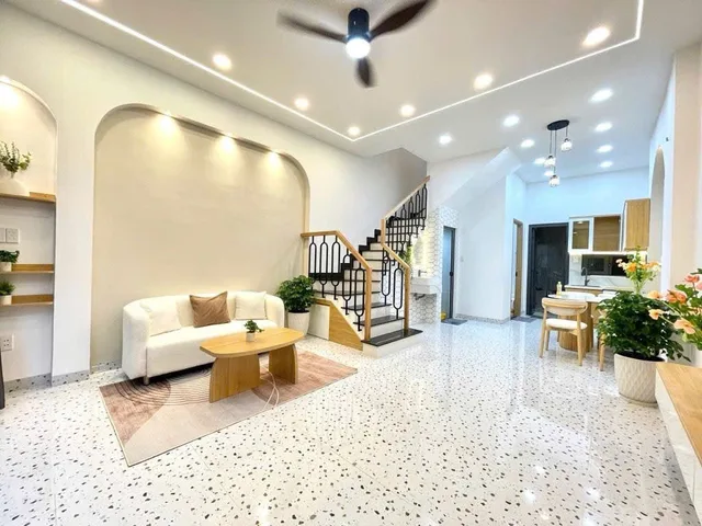 Phạm Văn Bạch – Tân Bình | 52m² – 2 Tầng BTCT – Tặng Nội Thất – Giá 5.2 Tỷ