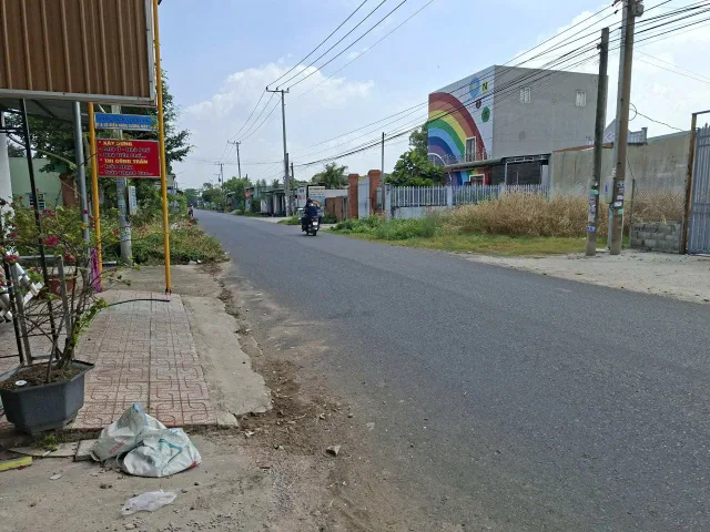 Bán căn nhà giá rẻb146m mặt tiền mỹ xuân tóc tiên