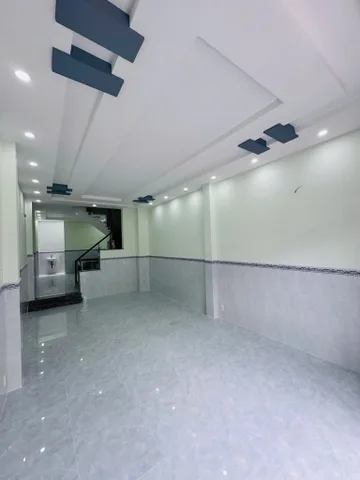 Nhà mới BTCT - Xách vali vào ở - Đường nhựa 6m - Huỳnh Tấn Phát