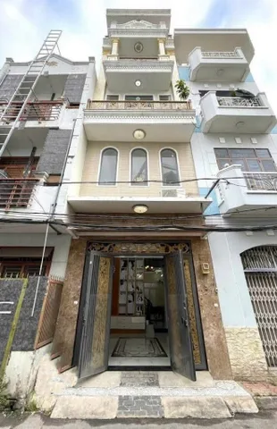 Chính chủ bán gấp nhà hẻm xe hơi 72,7m2. Phan Văn Trị, P11, Bình Thạnh. Giá 4 tỷ 600, sổ riêng.