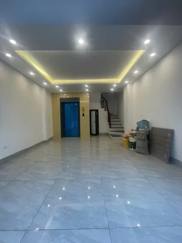 CỔ LINH - 7 TẦNG THANG MÁY - 4 PHÒNG NGỦ - KINH DOANH