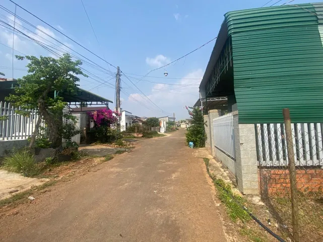 Bán nhà 323.2m² có sẵn 150m² thổ cư ngang 6.9m giá 1.9 tỷ tại Xã Hòa Phú