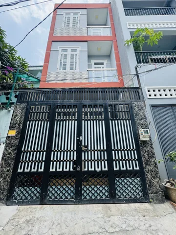 GẤP CHỦ CẦN BÁN NHANH CĂN NHÀ 3 TẦNG MẶT TIỀN PHÚ ĐỊNH 4x15 CHỈ 6TY2 (B16)
