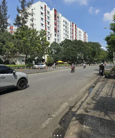 HXH THÔNG - TIỆN CẢI TẠO THEO NHU CẦU - 6.5x 20M DIỆN TÍCH LỚN - NGANG BỀ THẾ - NGAY KHU VIP AEON + CELADON SƠN KỲ - ZÁ HẠT DẺ - CHỈ 8T hơnTL MẠH (C8)
LH: #OchinOhai
Một O Sáu
9MỘT MỘT.